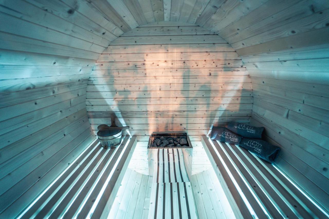 Village Resort Sauna & Jacuzzi & Netflix Tworkowa Esterno foto