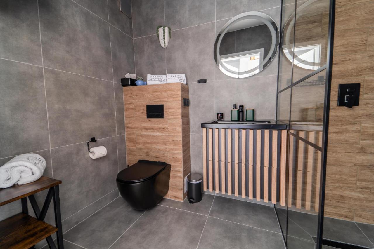 Village Resort Sauna & Jacuzzi & Netflix Tworkowa Esterno foto
